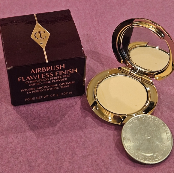 Charlotte Tilbury Airbrush Flawless Finish Micro Powder (02 Medium ) Mini 0.8g - Picture 3 of 5
